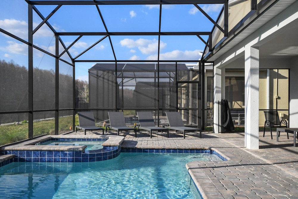 Disney 9Bd Storeylake Game Pool