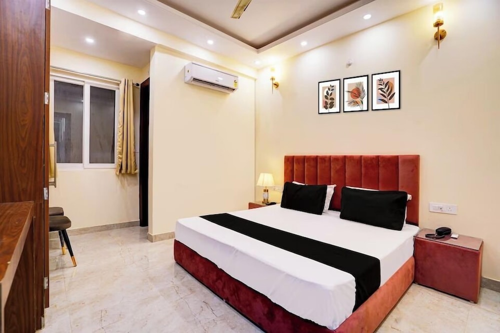 Hotel Radha Vrinda