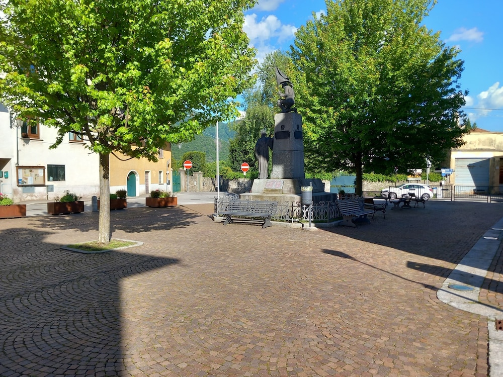 Photo 26