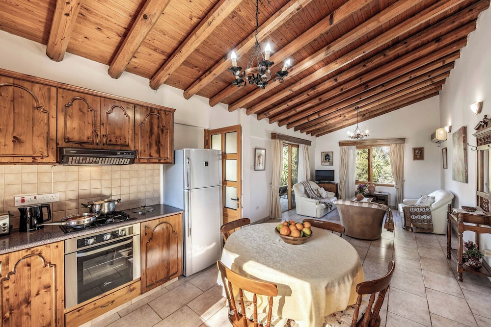 Coral Bay Cottage