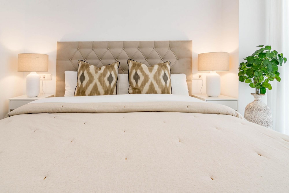RI B2a- Relaxed Modern Flat in Benahavis