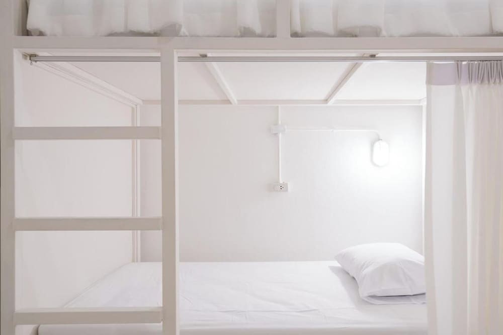 HAO HOSTEL PHUKET