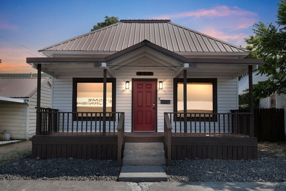 Pendleton Vacations - Next Door To Roundup  Town! 3 Bedroom Residence by RedAwning - Property Image 17