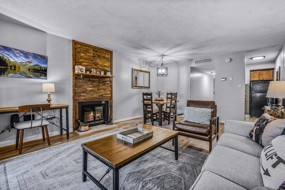Heavenly View 2 Bedroom Condo