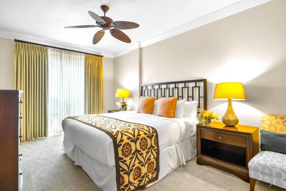 Honua Kai Hokulani 3 Free Rental Cars KBM Resorts Ocean Front 3 Units, 8 Bedrooms Ml-2594
