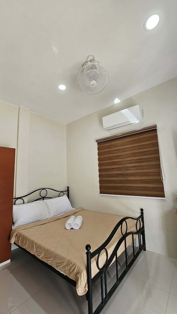 Eagle's Nest Beach Resort- Samal Island