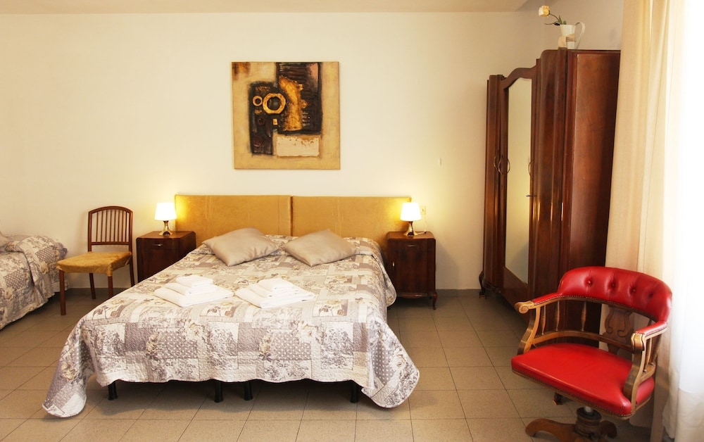 bedroom