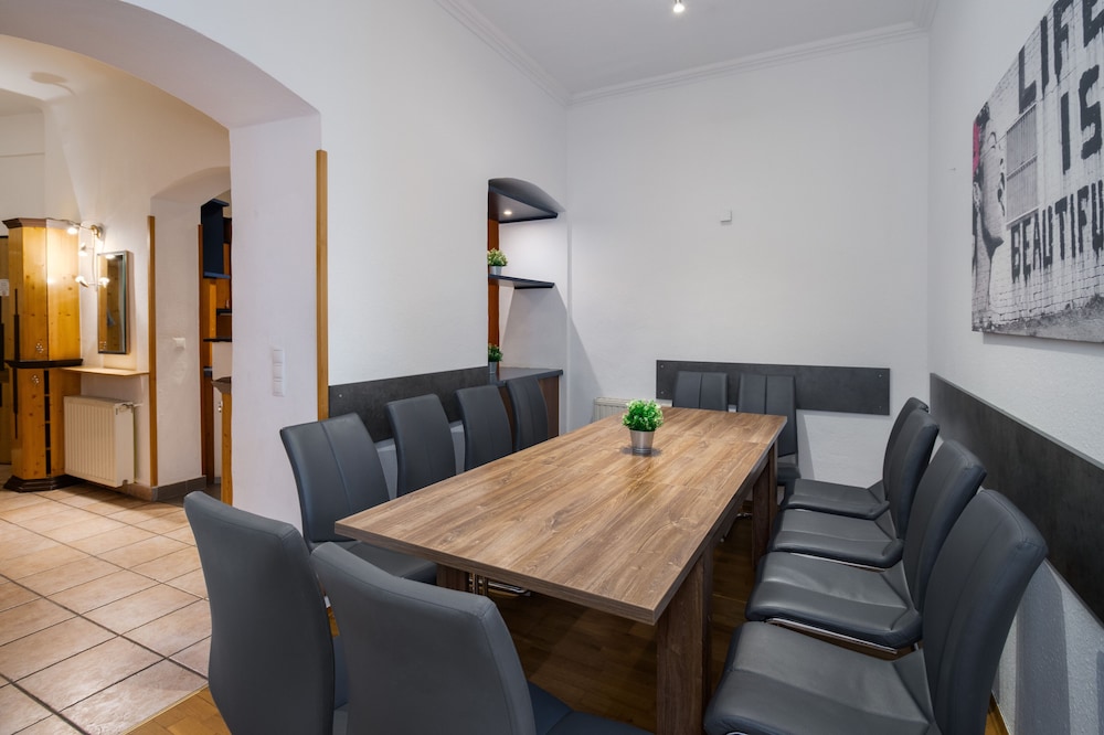 meeting & event spaces