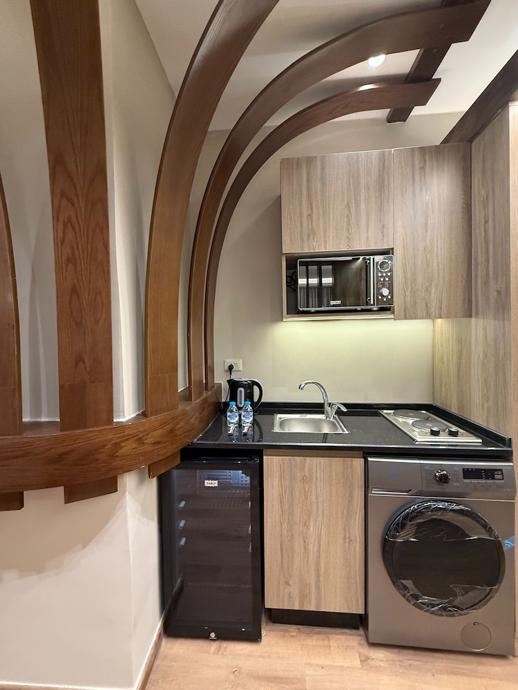 Charming Amman Apartment With Electric Heating & Wifi