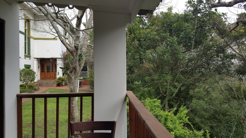 Royston Hall Guesthouse