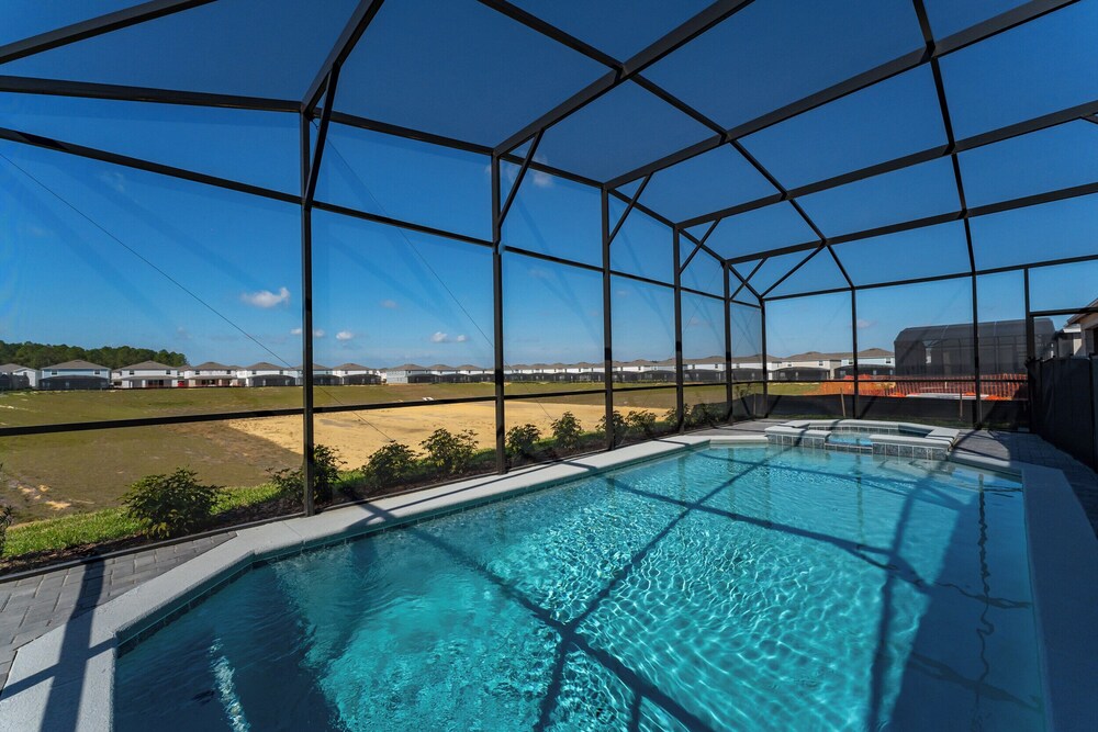 Discover Your Perfect Getaway 8BR Wonder