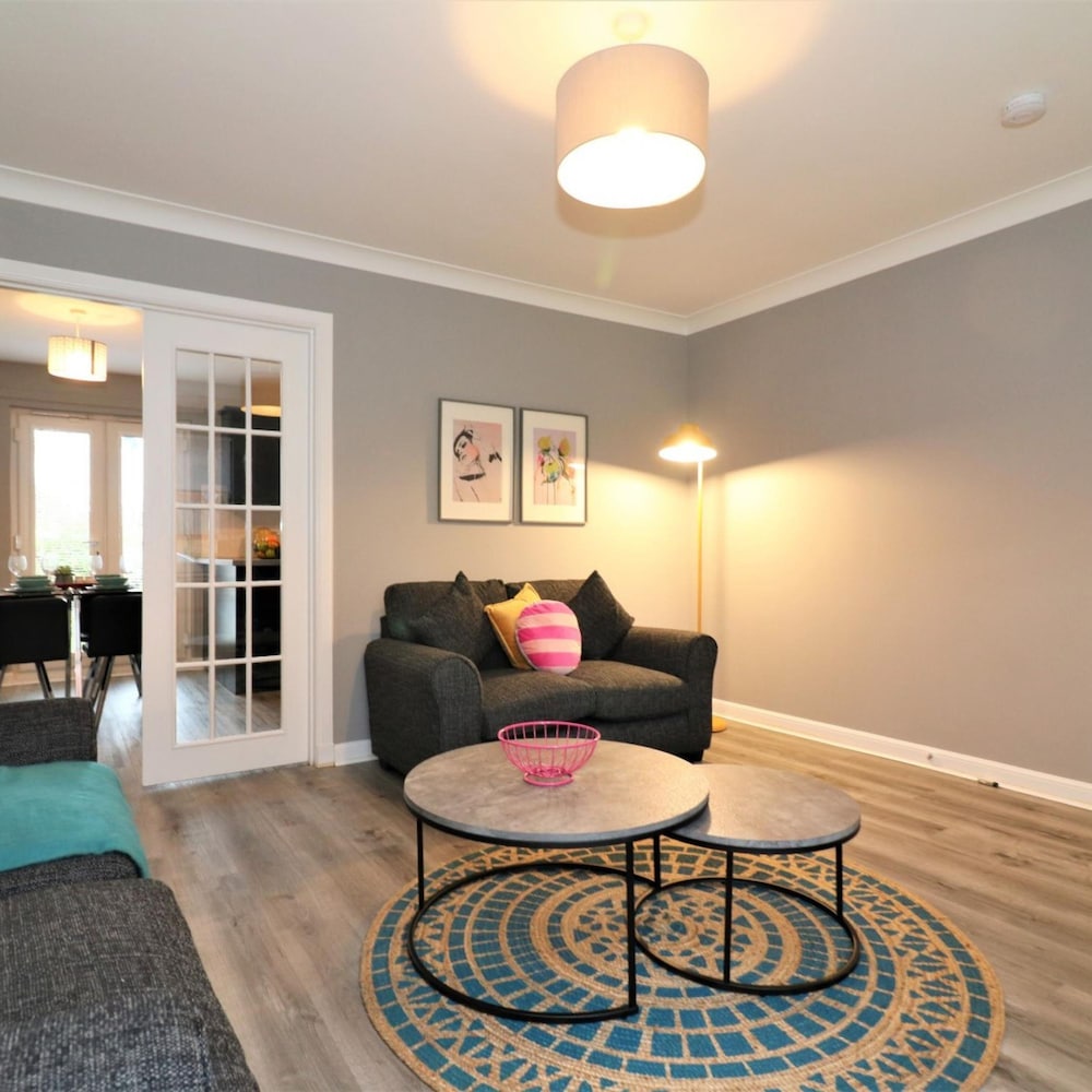 Carnbroe House - Carnbroe