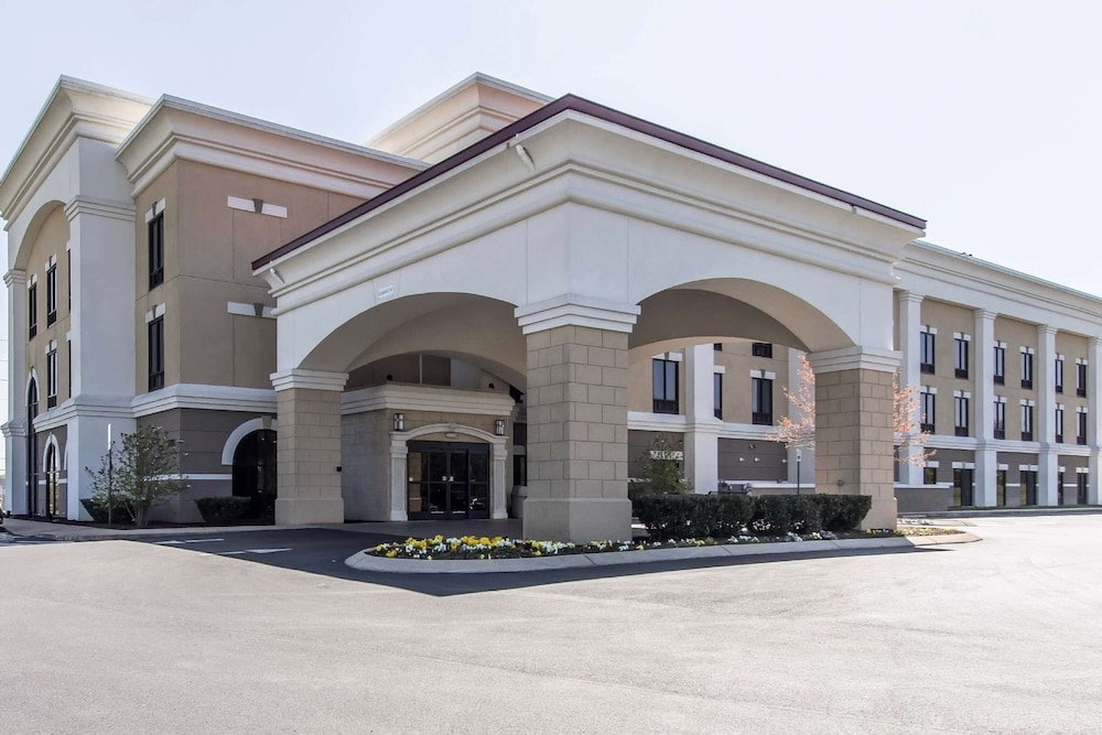 Smyrna Vacations - Comfort Suites Smyrna - Property Image 2