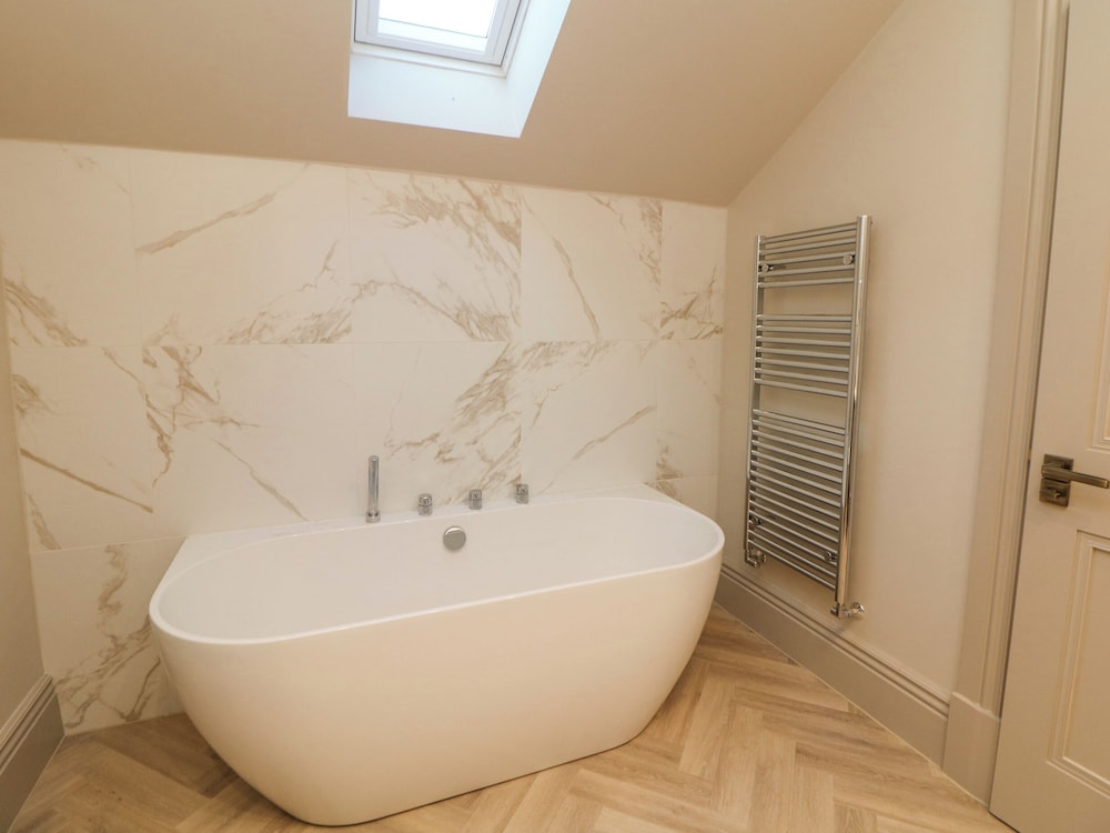 Chatsworth Suite