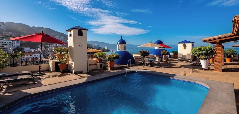 Ocean View 1Br Condo-balcony-beach-pool - 502