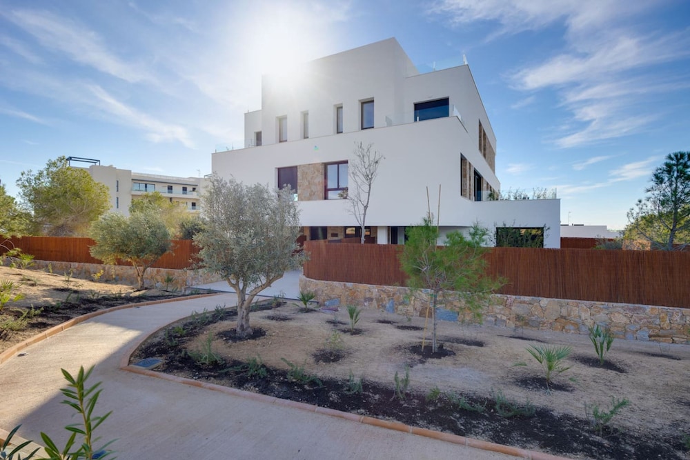 Kumquat Penthouse With Jacuzzi Rooftop Golf Las Colinas