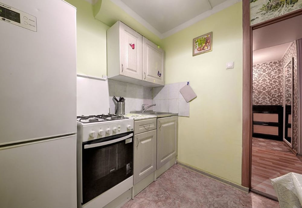 Apartment Hanaka on Bratskaia 23