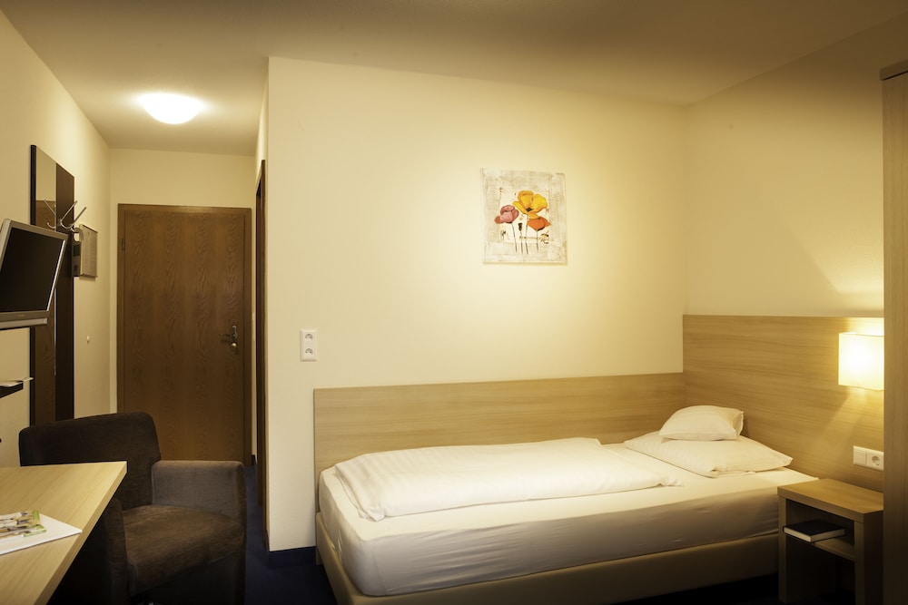Flair Hotel Weinstube Lochner - Property Image 24