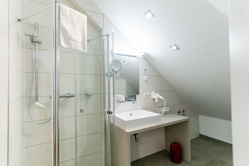 Altstadthotel Grauer Wolf - Property Image 4