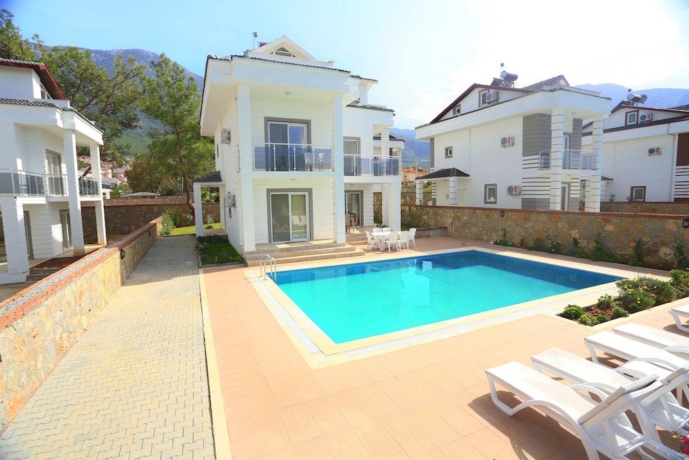 Orka Private Villas