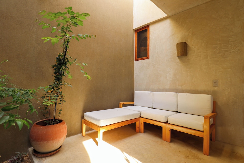 Casa Kahu by Wynwood House