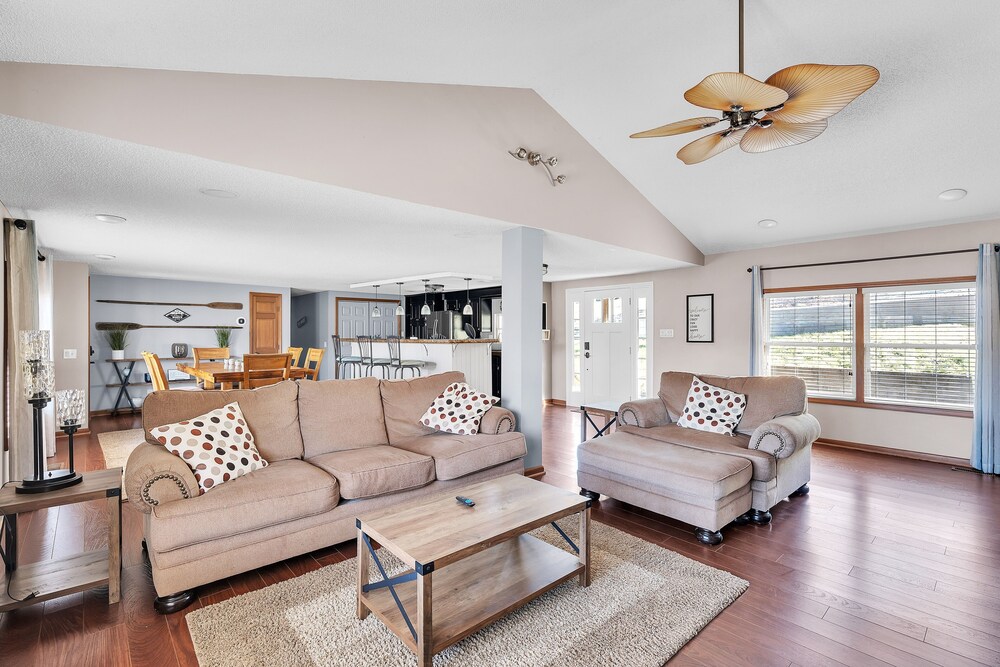Spacious Hidden Paradise At Lake Norman 4 Bedroom Home