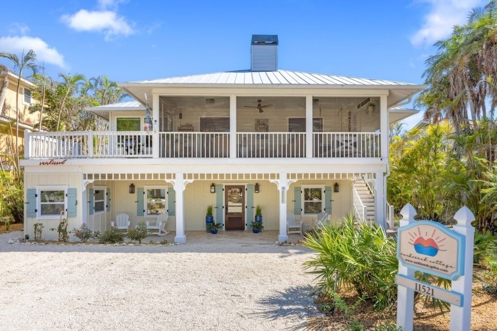 Sunkissed Cottage 3 Bedroom Home