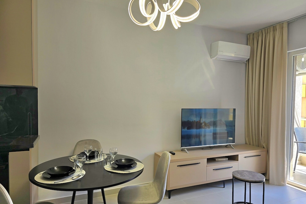 Happy Stay Apartment By The Sea 092