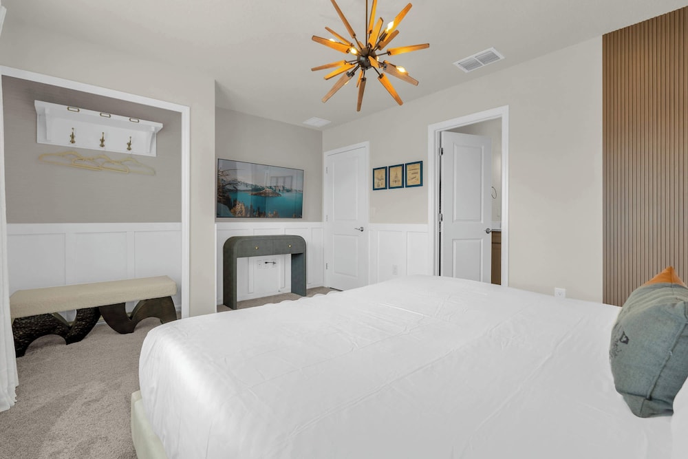 Upstay Disney 5BR Movie Mansionwindsor Cay Resort