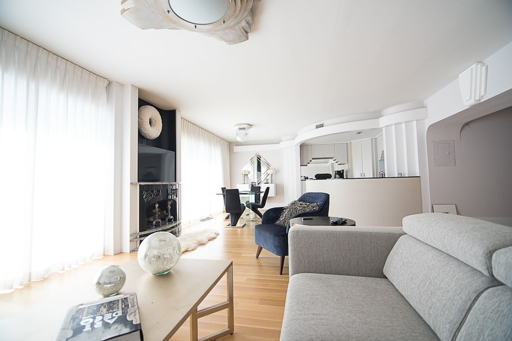 Water Street Retreats