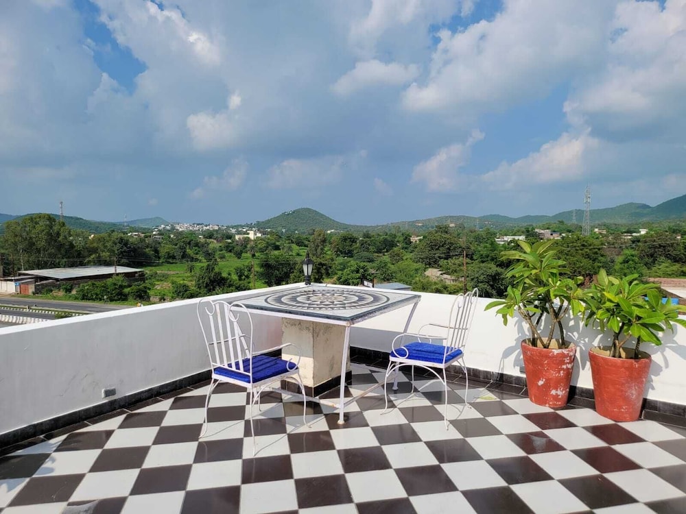 Aura Gold Resort