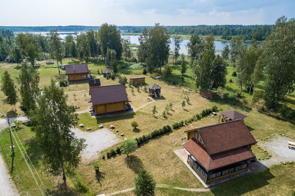 Cottage complex Ozerny Bereg