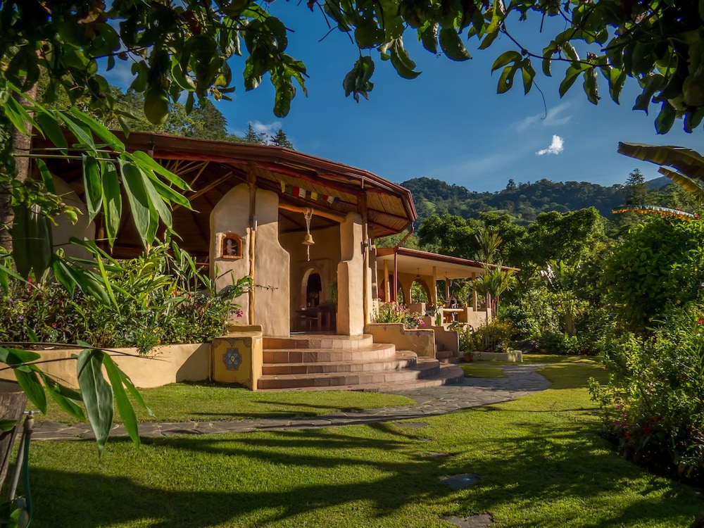 Hotel Rio Chirripo - Image 1