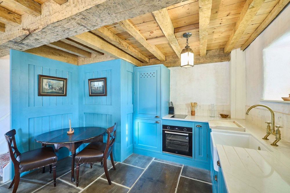 Host Stay Drovers Rest