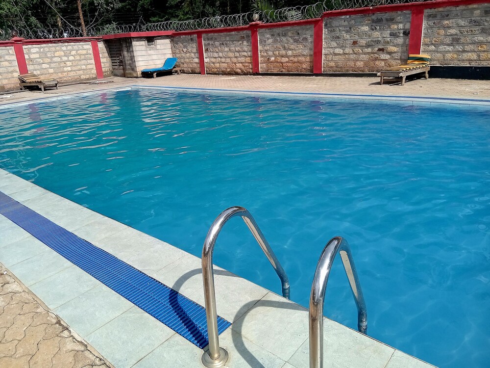 Keriwest Hotel