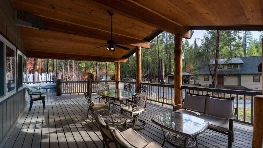 Yosemite Scenic Wonders - Wawona Area