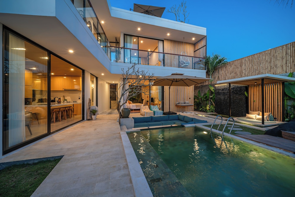 Villa Lumira