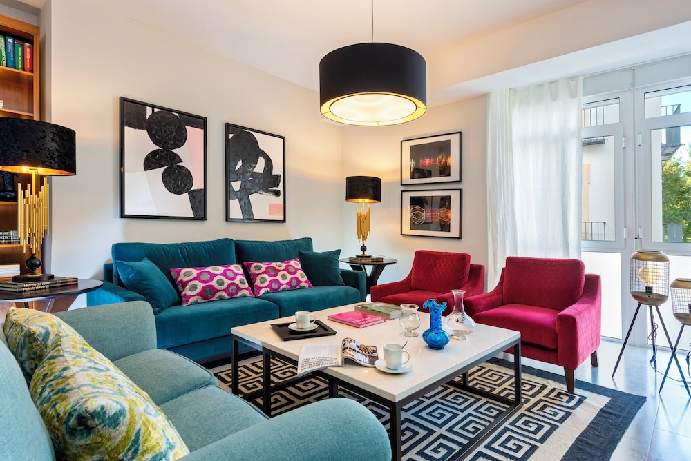 Genteel Home Albareda view 5