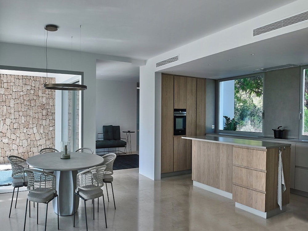 Holiday Home With Stylish Interiors