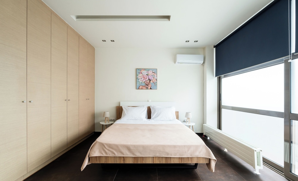 Elysee apartment 9A