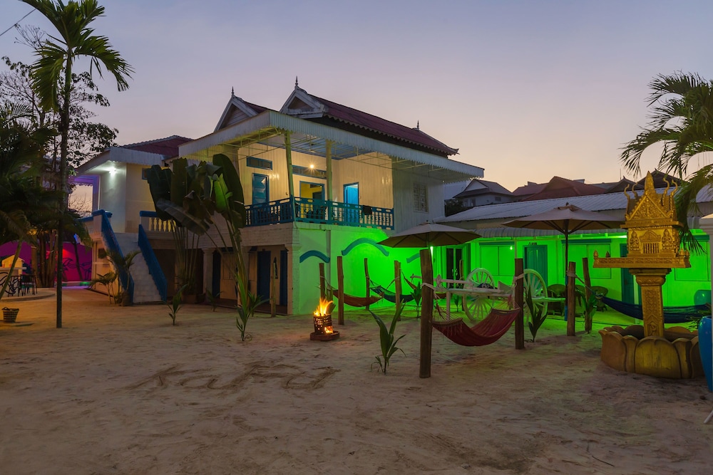 Kafu Hostel & Pool