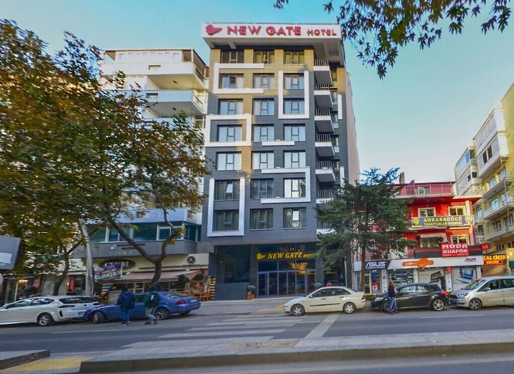 New Gate Hotel - Image 31