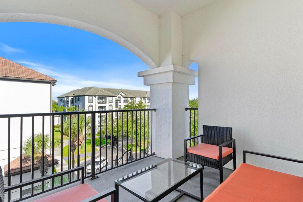 4012 Breakview Drive #410