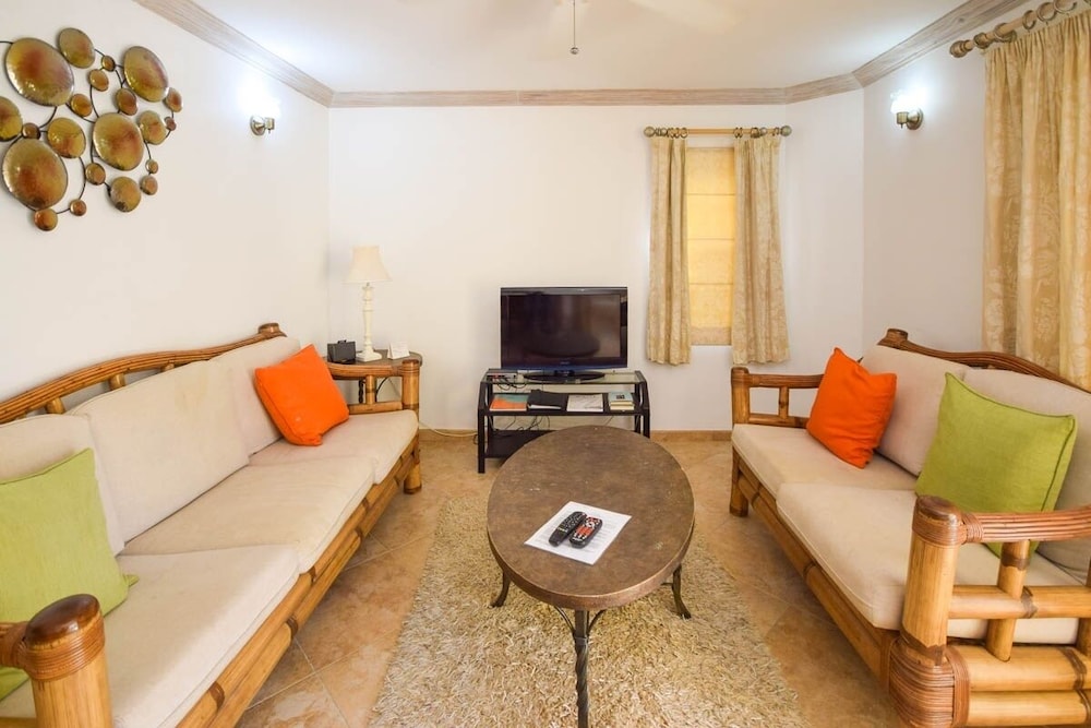 Modern 2-bed Apt Near Beach In St. Lawrence Gap 2 Bedroom Apts by Bluescape