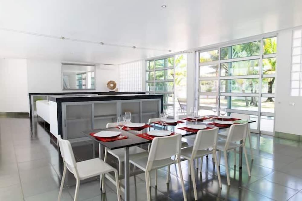 5Br 14M Pool Luxury Villa V82