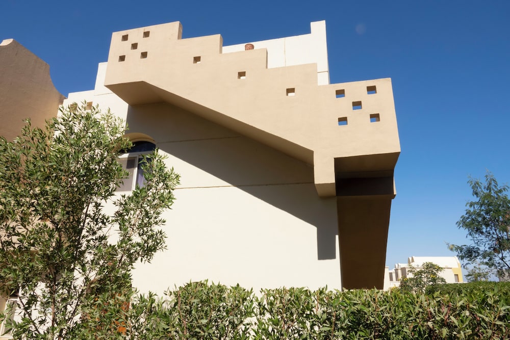 Beautiful 2-bed Villa in Makadi Heights view 4