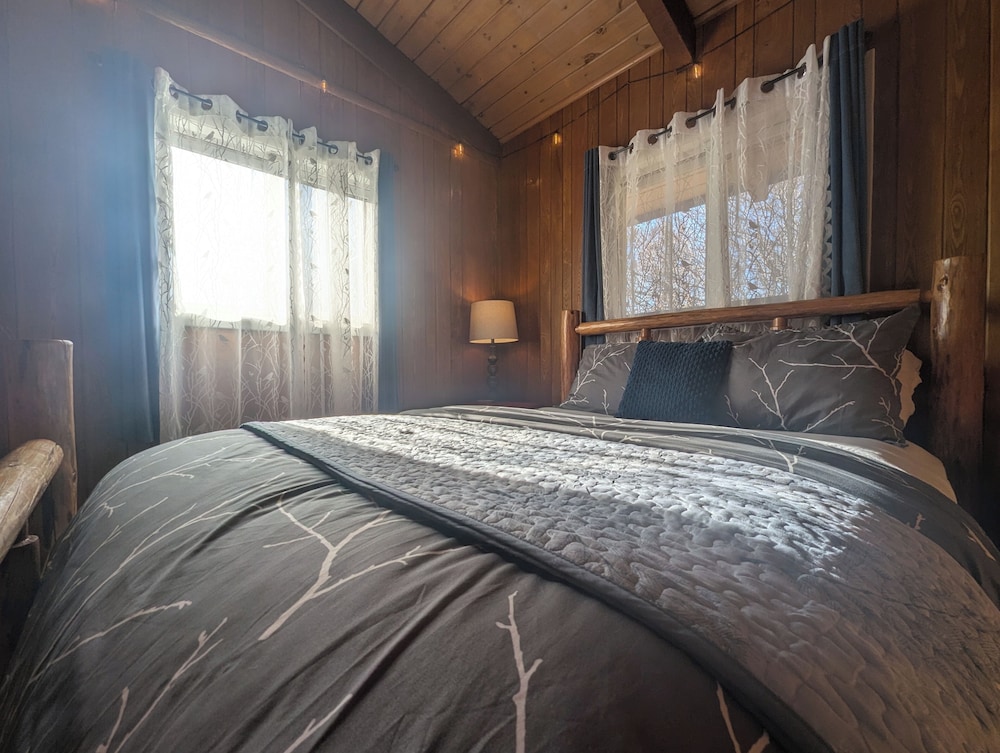 Feather Nest Inn
