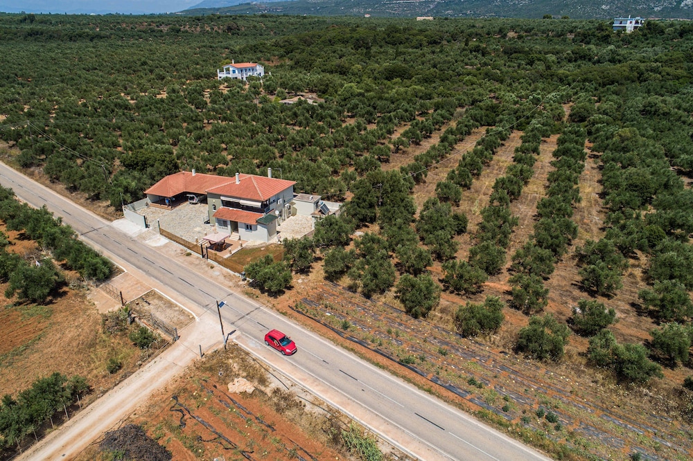 Filiatra s Cozy Haven A Peaceful Escape in Nature