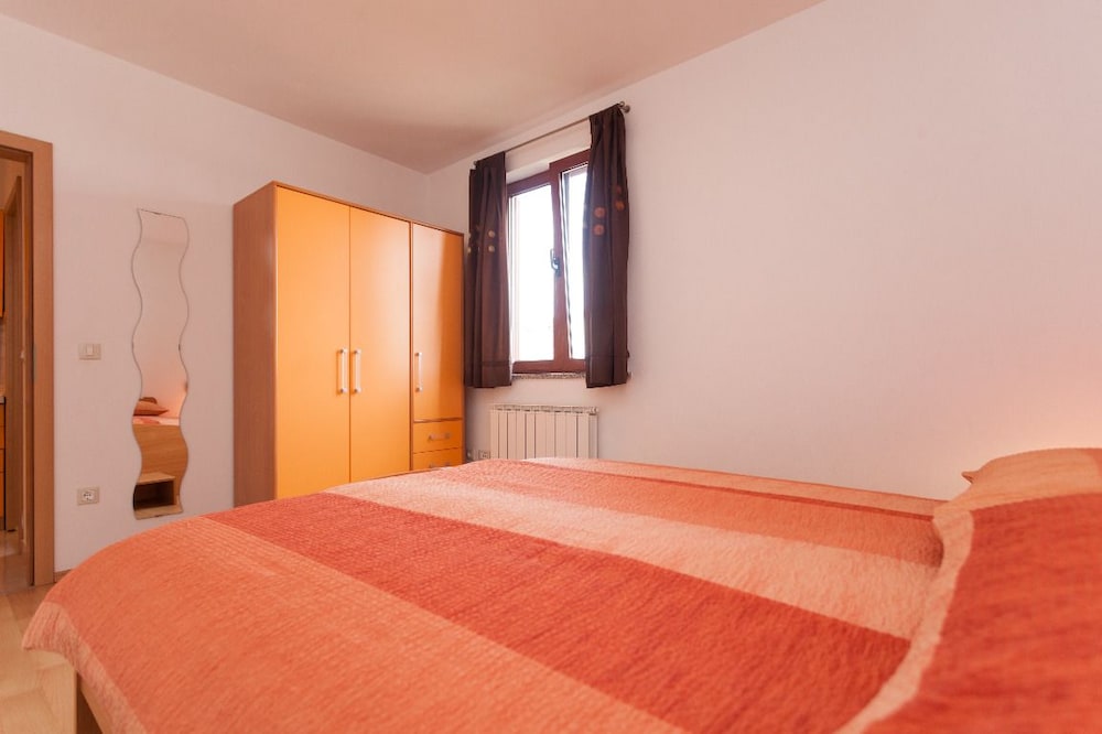 Apartments Jasmina view 3