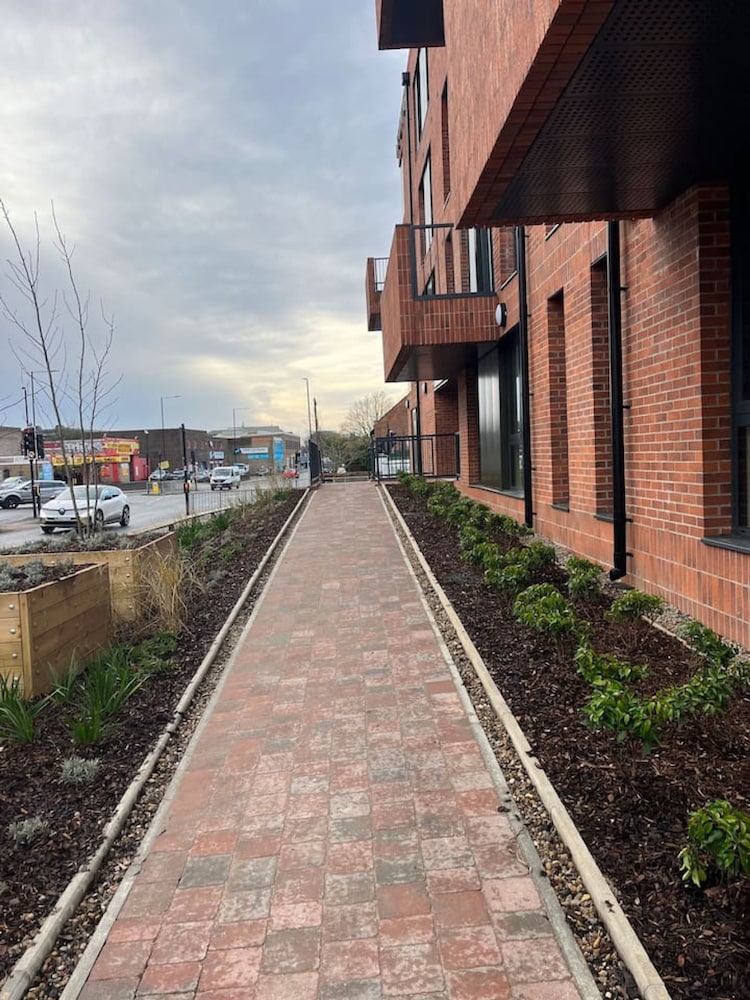 Superb City Centre new Built Flat and gym